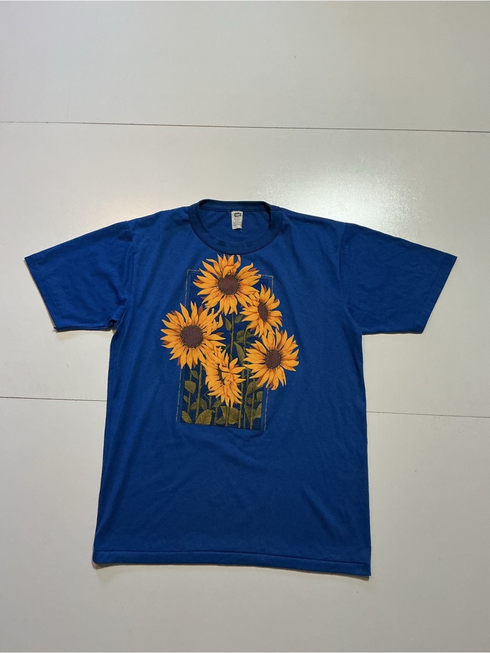Vintage 90s NBT Sports Apparel Sunflower Flowers 50/50 Single Stitch T-Shirt